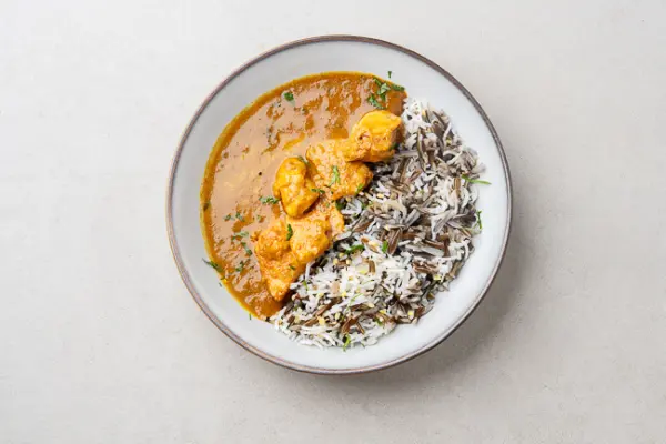 Slow-Cooked Chicken Curry with Wild Rice Mix